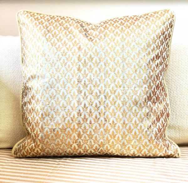Foil Print Cushion Cover (Off-White)