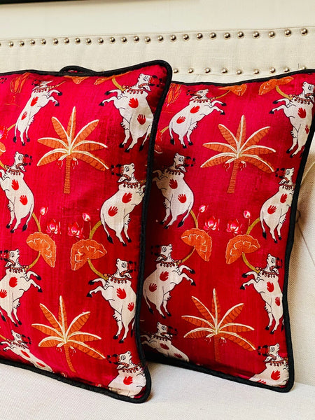 Pichwai Inspired Printed Raw Silk Cushion Cover ( Red/Maroon)