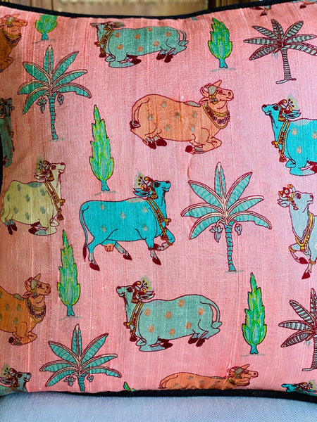 Pichwai Inspired Printed Raw Silk Cushion Cover ( peach)