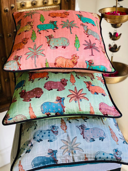 Pichwai Inspired Printed Raw Silk Cushion Cover ( peach)