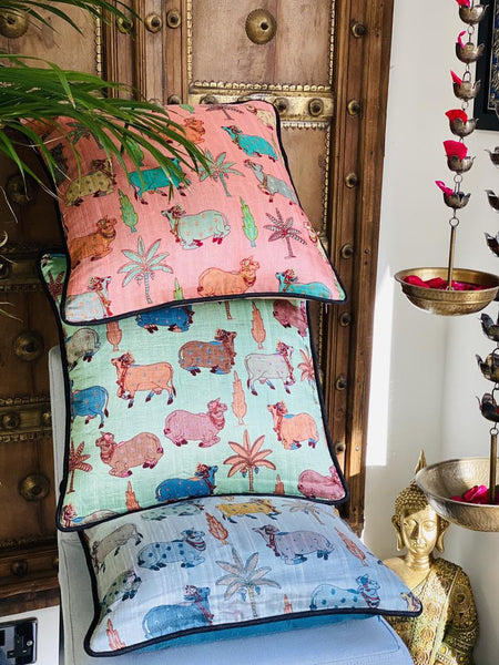 Pichwai Inspired Printed Raw Silk Cushion Cover ( Grey)